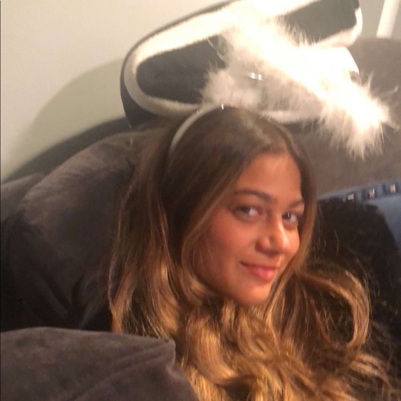 Meet your Posher, Lilly - Picture 1 of 1